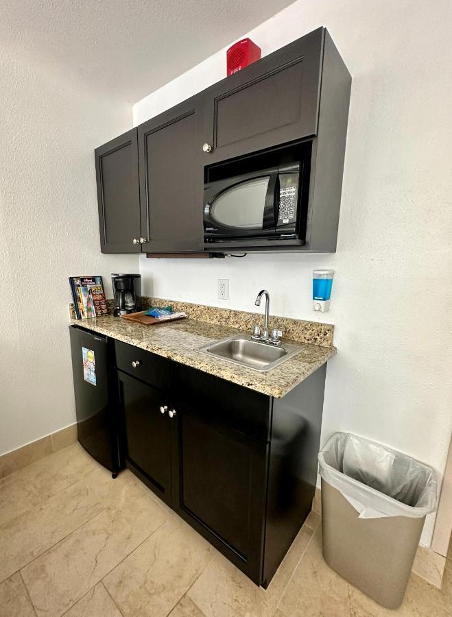 Landmark Resort-Updated Double Suite Myrtle Beach Bagian luar foto